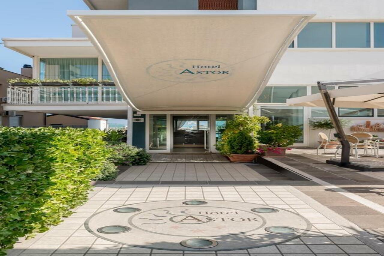 Hotel Astor Rimini Exterior photo